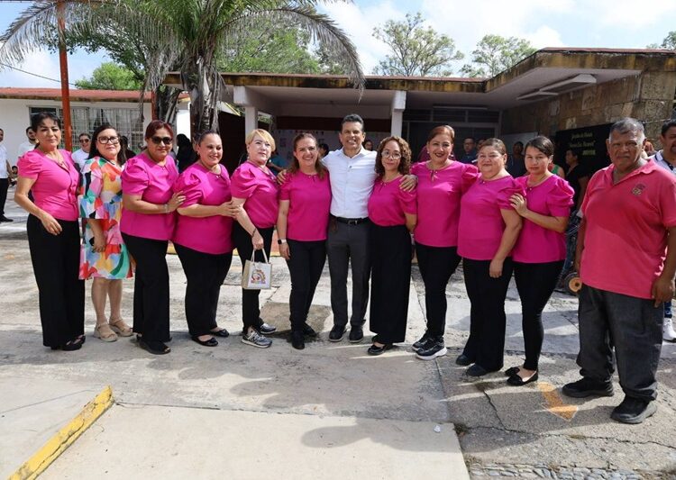 Inicia Municipio construcción de techumbre en ‘Jardín de Niños’