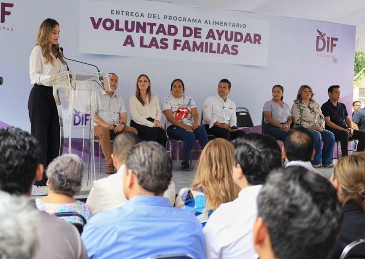 Inician Lucy y Lalo segunda entrega de programa alimentario ‘Voluntad de Ayudar’