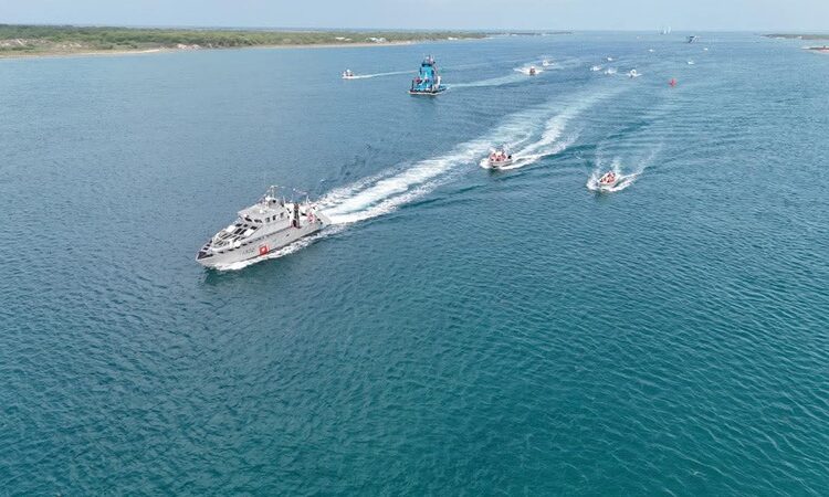 Participa Beto Granados en la ceremonia del 84 Aniversario del ‘Día de la Marina Nacional’