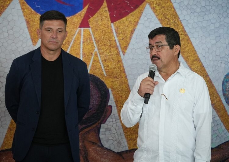 Presentan a Gabriel “El místico” Pereyra como nuevo D. T. del Correcaminos