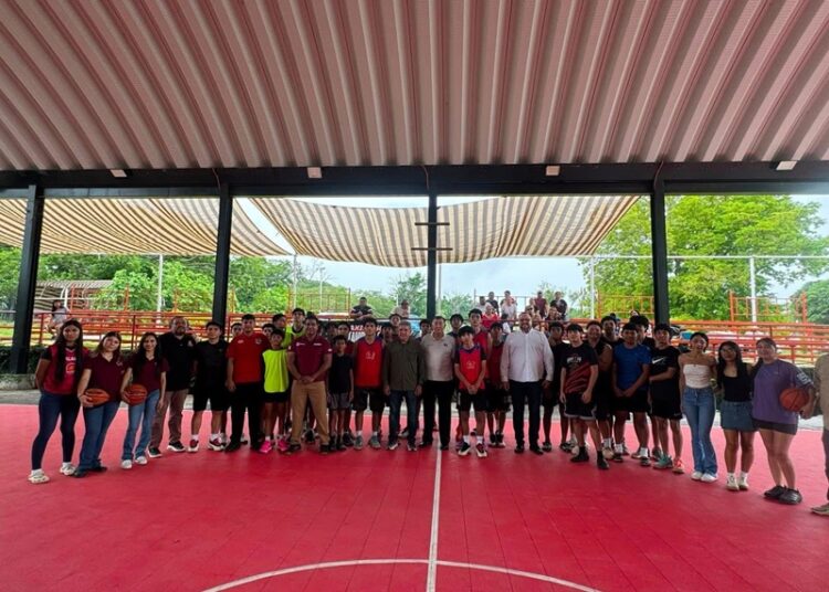 Promueve Armando Martínez el deporte entre la juventud altamirense