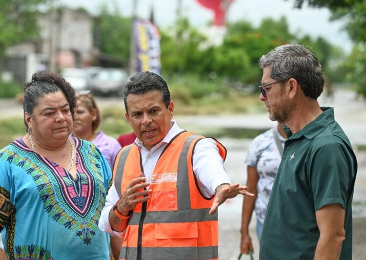 Recorre y supervisa Lalo Gattás operativo de limpieza en puntos de recolección de basura