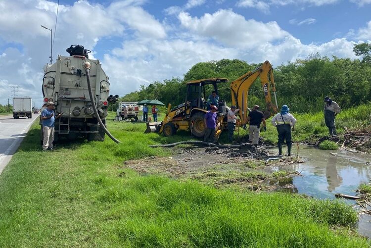 Repara COMAPA Altamira fugas de agua en zona urbana y área rural