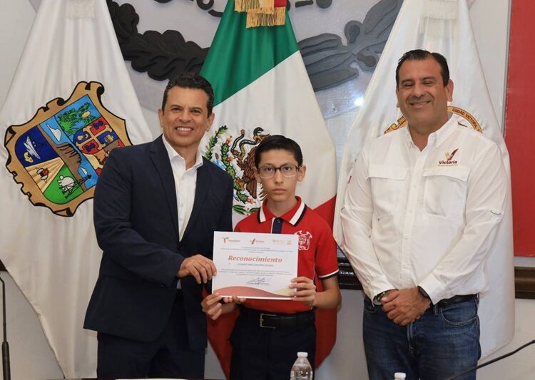 Viven niños victorenses ‘Un Día en el Cabildo’