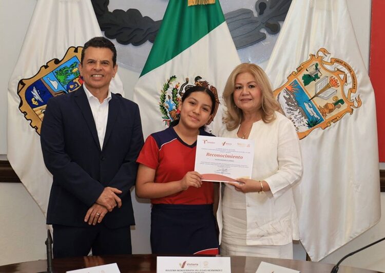 Viven niños victorenses ‘Un Día en el Cabildo’