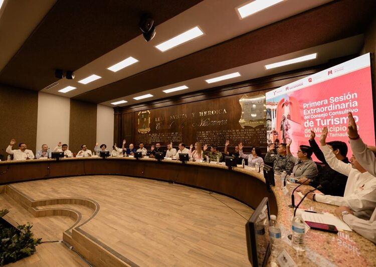 Beto Granados encabezó sesión del Consejo Consultivo de Turismo y reinauguró las ‘Canchas Cascaritas’