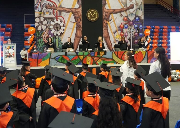 Celebra Familia UAT graduación de niñas y niños de los CENDI y CDIN