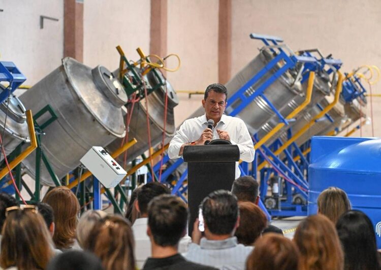 “En Victoria se apoya y facilita la inversión local”: Lalo Gattás