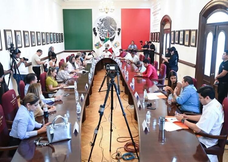 Reconocerá Cabildo a niñas y niños de rondalla Epigmenio García